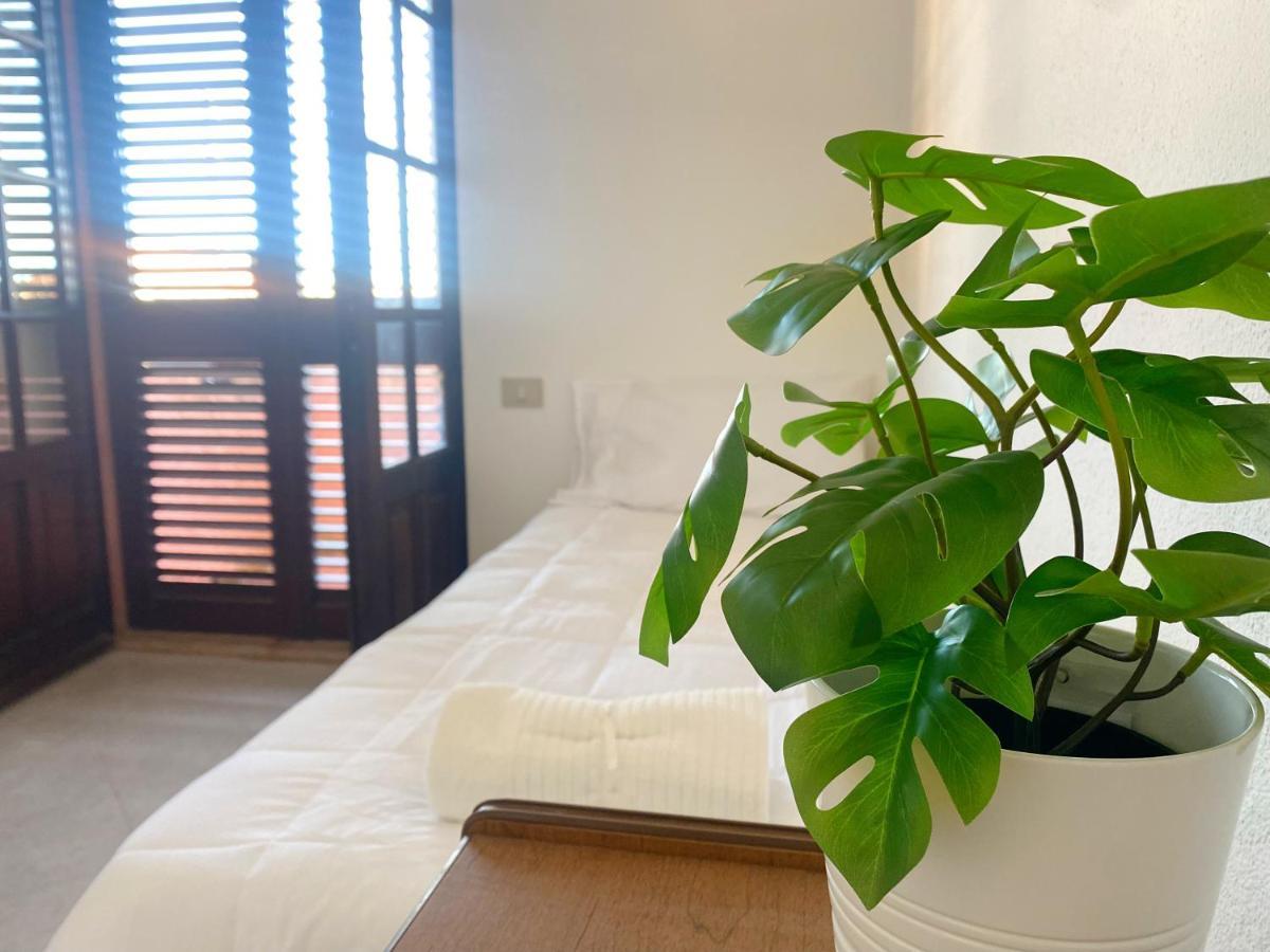 Lovely Home 5 Min Walk To The Beach, 3 Bedrooms Ample Outdoor Relax And Wifi Capitana Eksteriør billede
