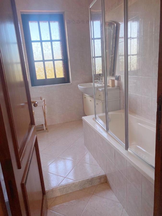Lovely Home 5 Min Walk To The Beach, 3 Bedrooms Ample Outdoor Relax And Wifi Capitana Eksteriør billede