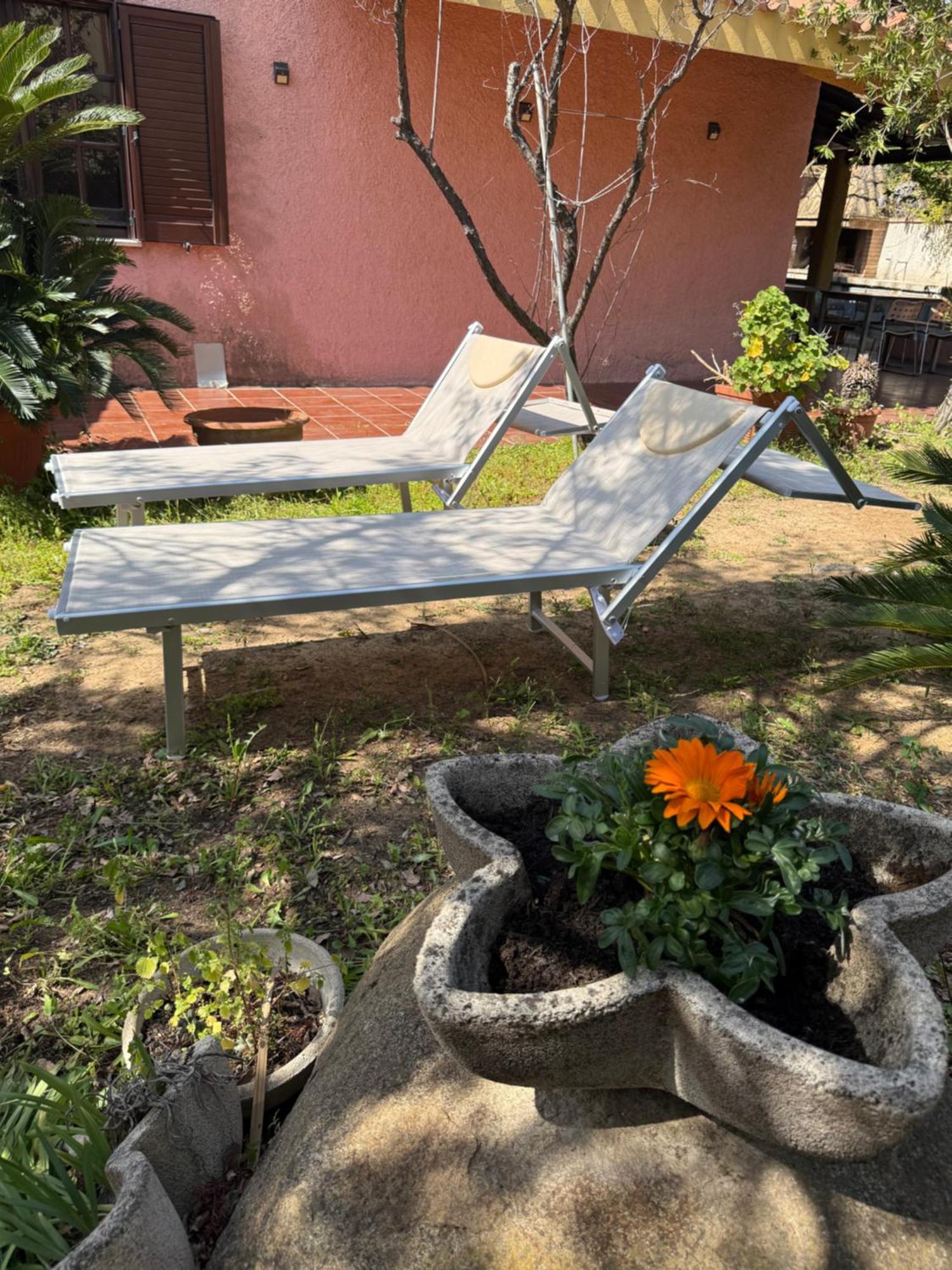 Lovely Home 5 Min Walk To The Beach, 3 Bedrooms Ample Outdoor Relax And Wifi Capitana Eksteriør billede